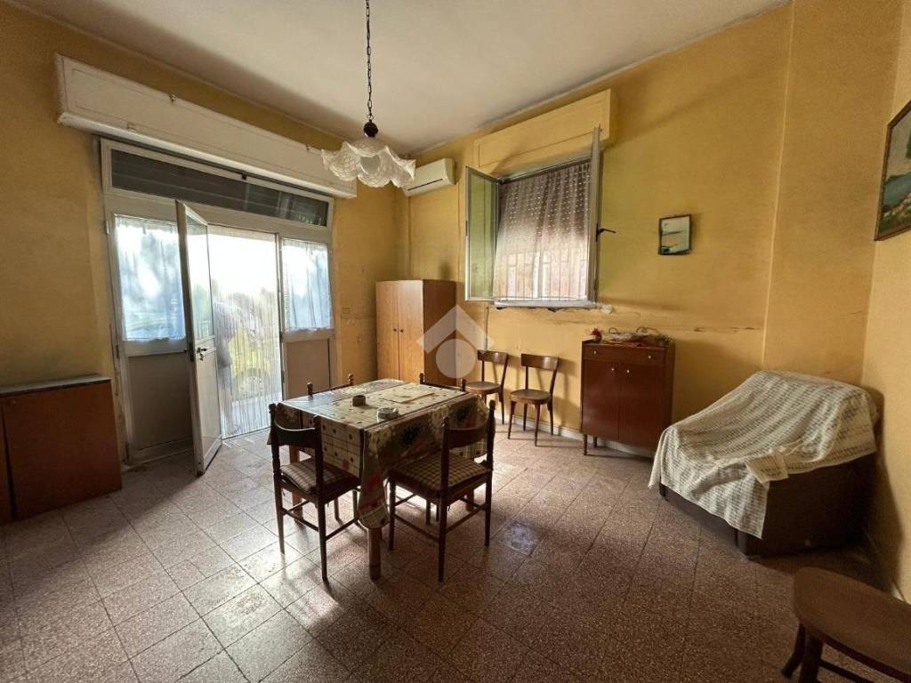 Palazzo / stabile a Barletta in Via Monteverde - Foto 2