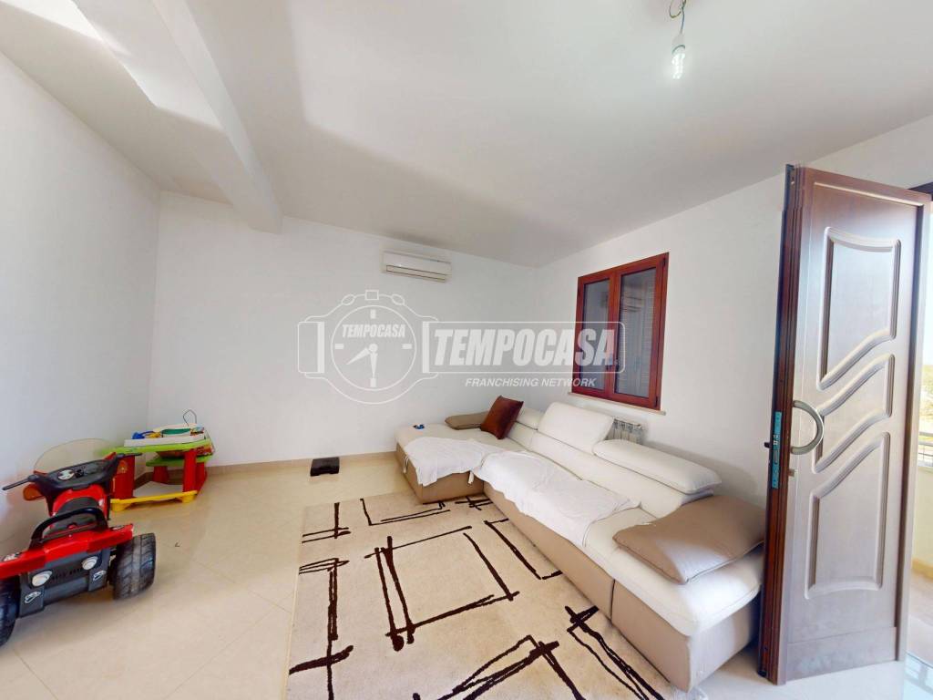 Casa indipendente a Palmariggi in Via Giovanni Paolo II 1 - Foto 5