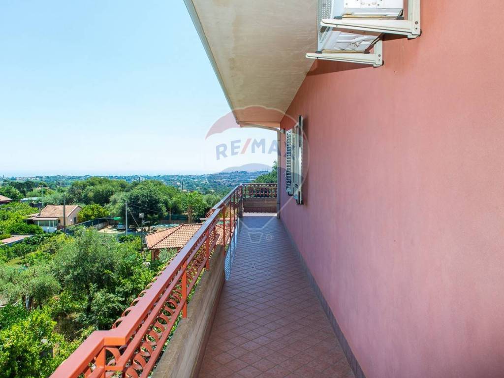 Appartamento a Trecastagni in Via Enna, 19 - Foto 4
