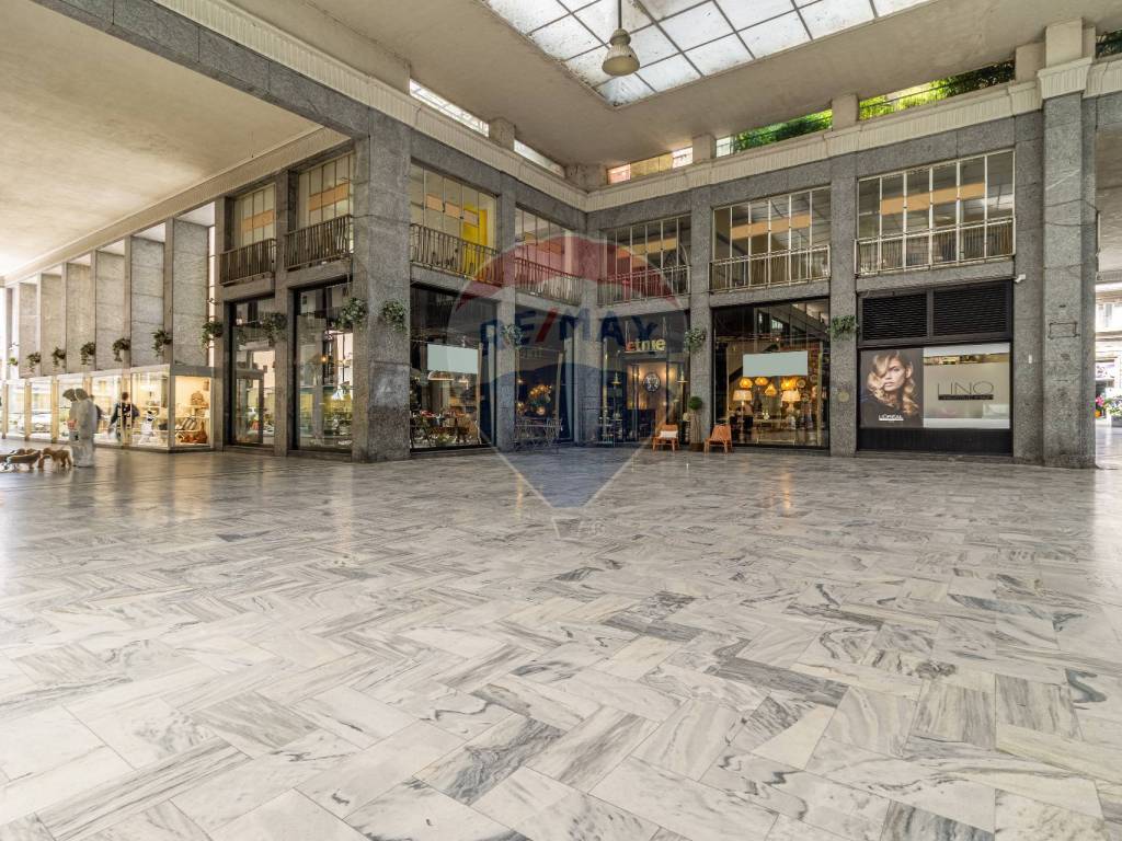Immobile a Biella in Galleria Leonardo da Vinci, 9 - Foto 4