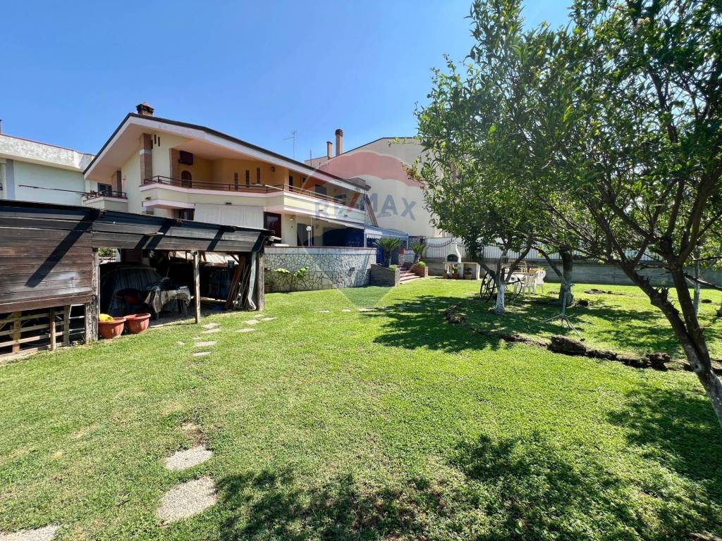 Villa a Maddaloni in via sant Eustachio, 122 - Foto 3