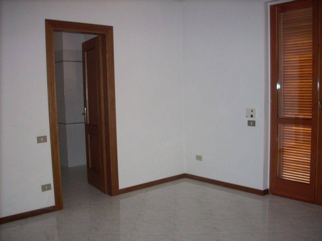 Casa indipendente a San giuliano terme in Via L. Pasteur - Foto 2