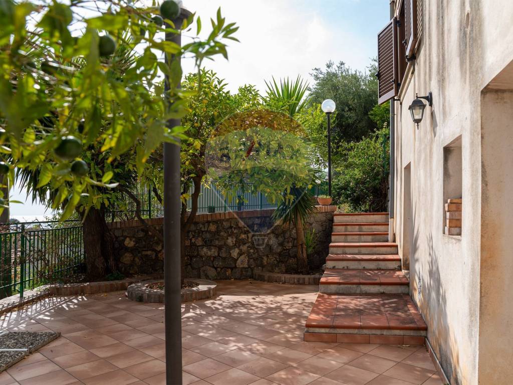 Casa indipendente a Maratea in VIA GAROTTOLI - Foto 4