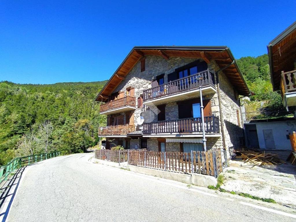 Appartamento a Sarre in Frazione Mondache, 1 - Foto 2