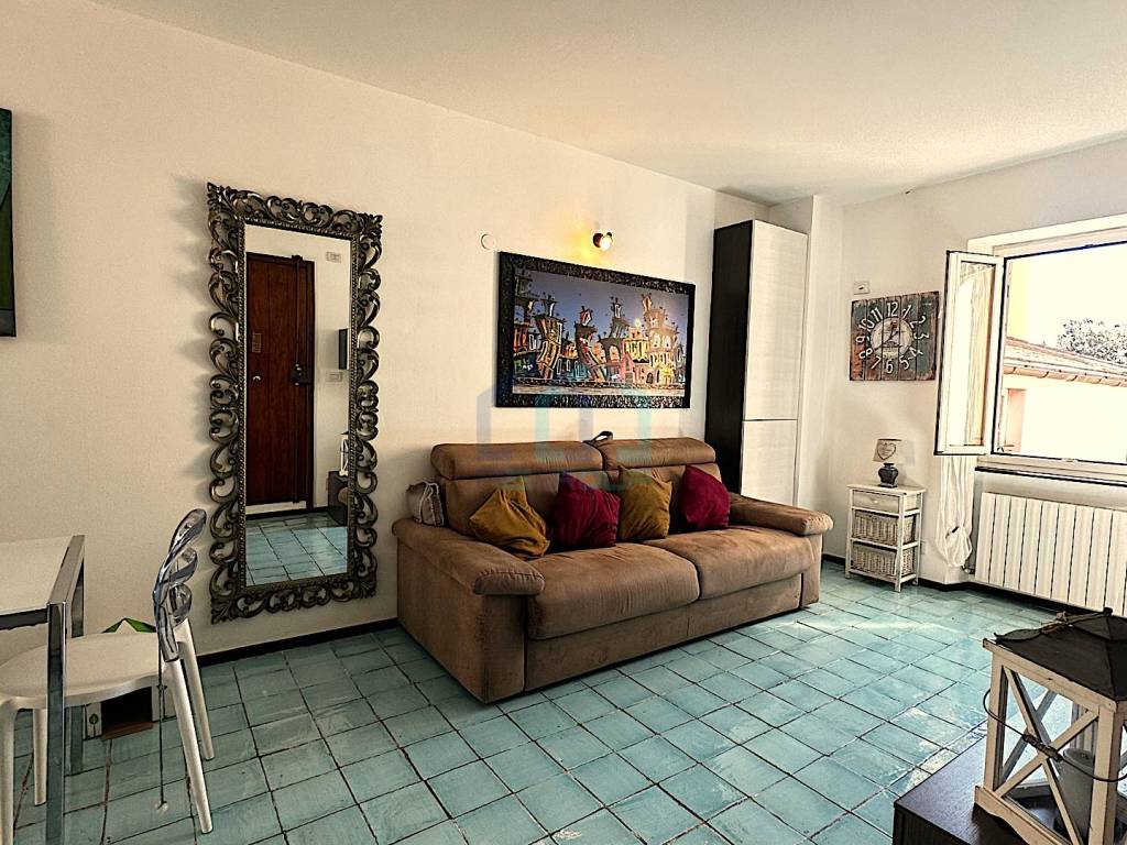 Appartamento a Albissola marina in Via Matteo Repetto, 21 - Foto 3