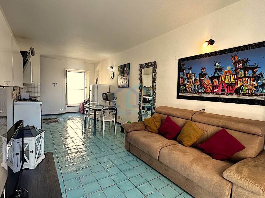 Appartamento a Albissola marina in Via Matteo Repetto, 21 - Foto 4