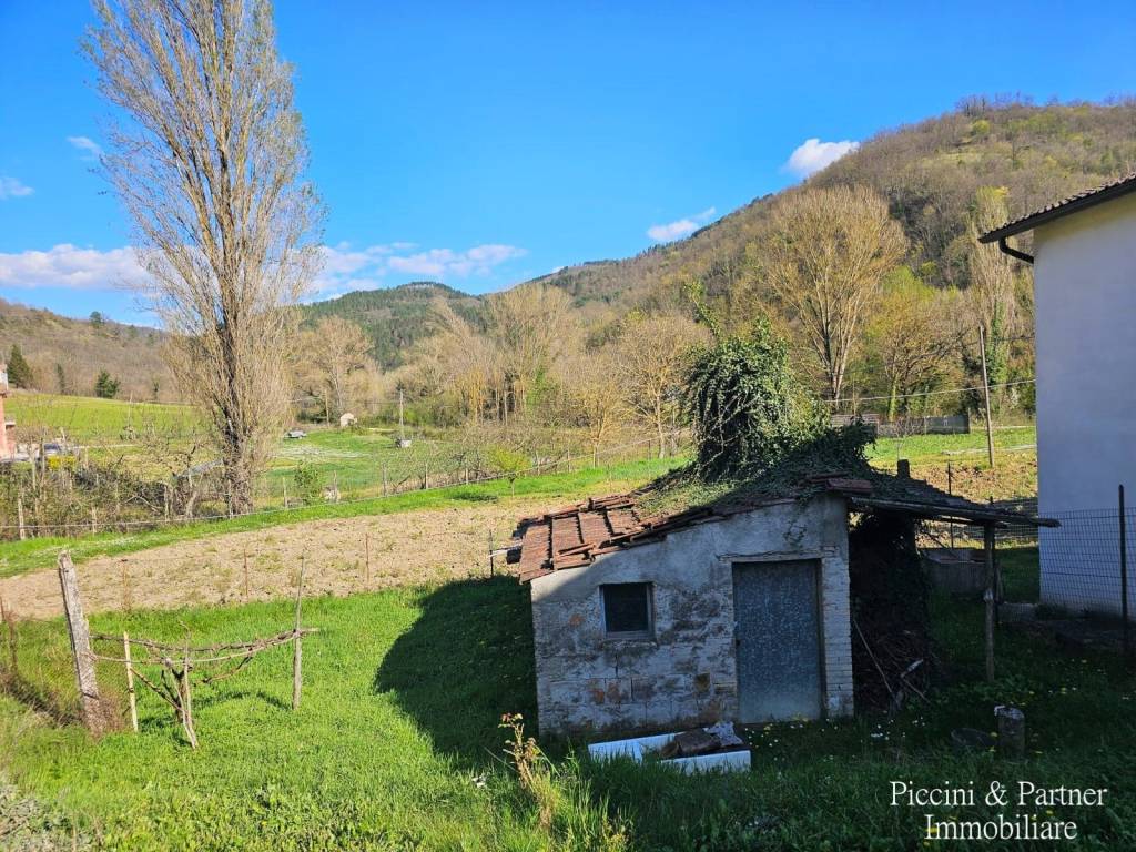 Appartamento a Gubbio in Strada Statale di Gubbio e Pian d'Assino - Foto 2