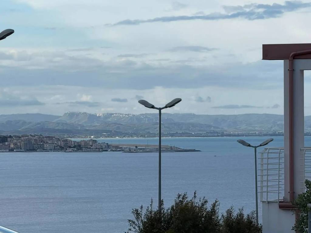 Appartamento a Crotone in Viale Magna Grecia - Foto 3
