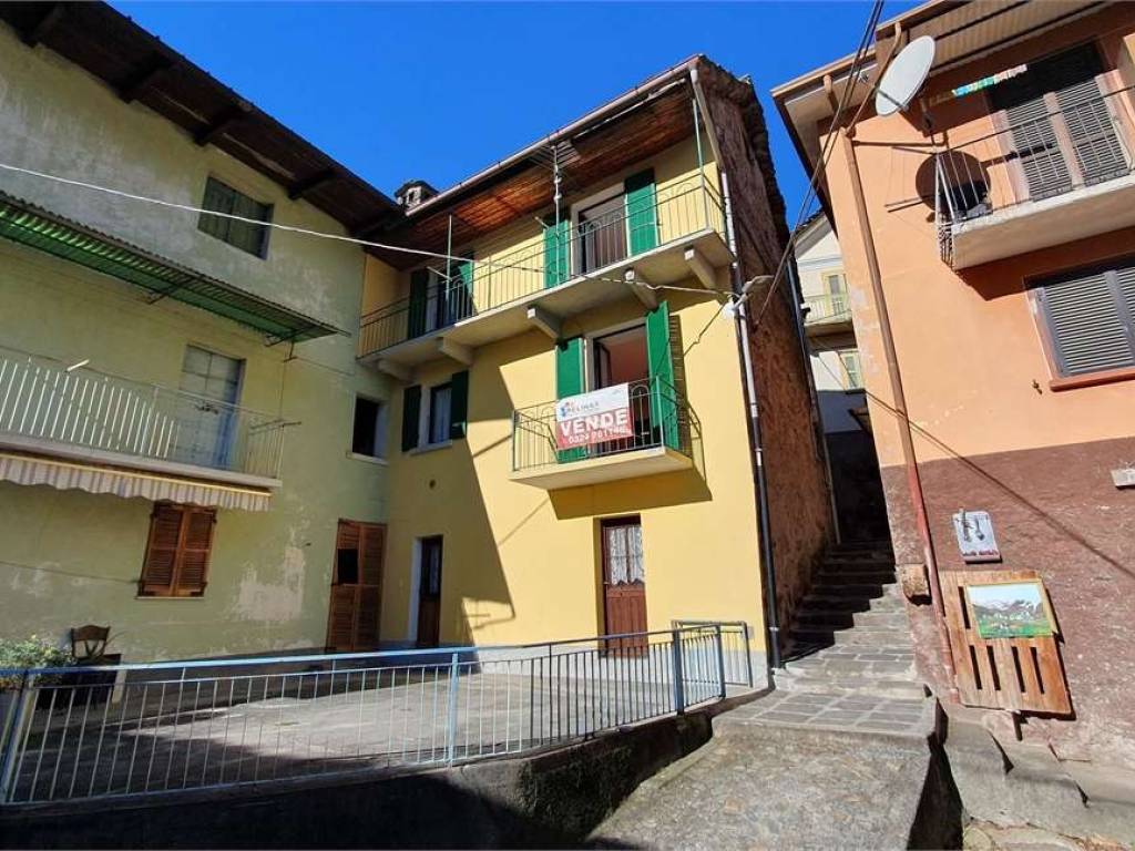Casa indipendente a Montescheno in frazione Cresti, 12 - Foto 2