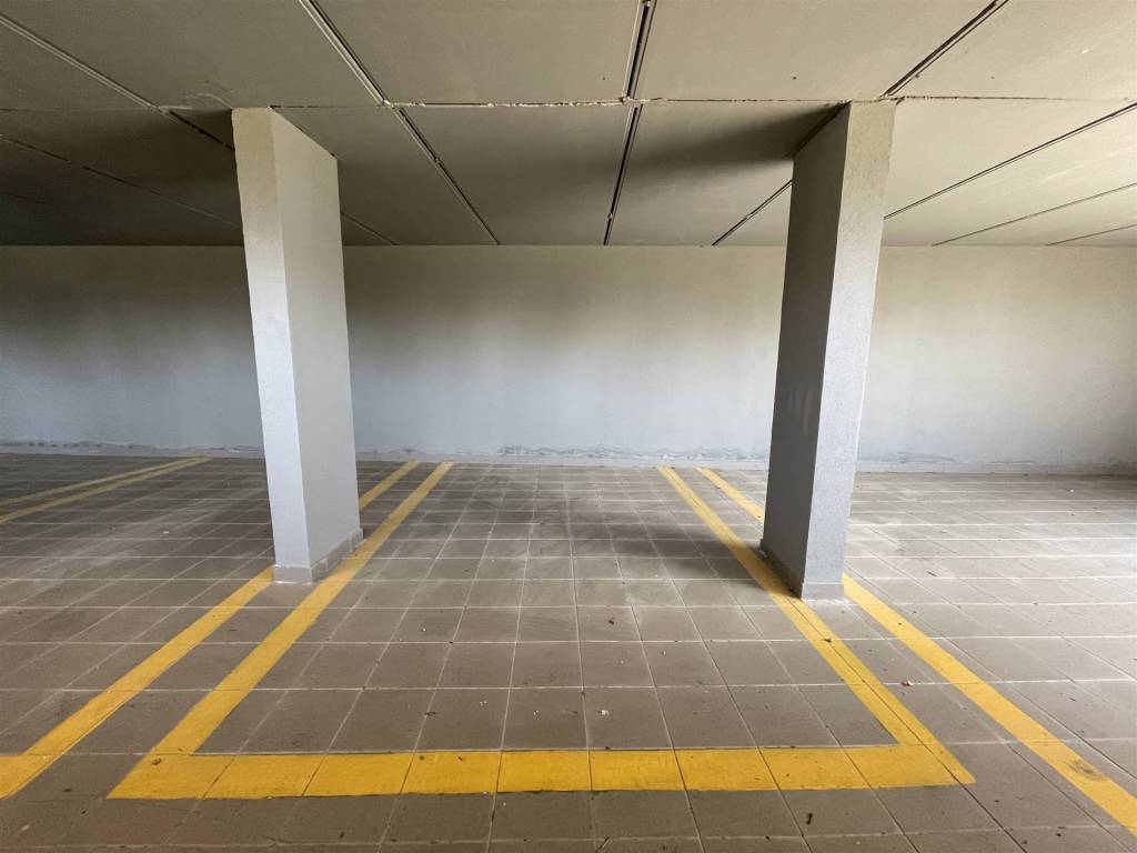 Box / garage a Finale ligure - Foto 4