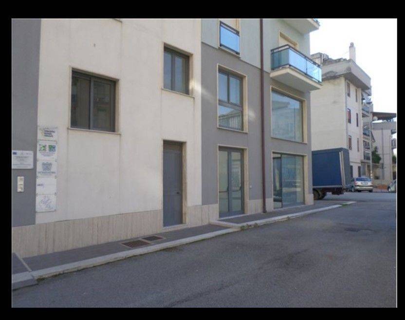 Immobile a Caltanissetta in Via Gabriele Amico Valenti, 1 - Foto 3