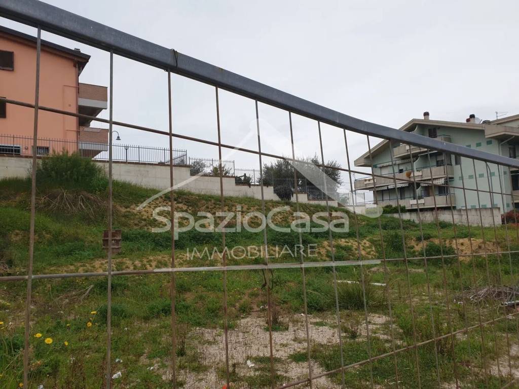 Terreno a Città sant'angelo in Via Crocifisso - Foto 4