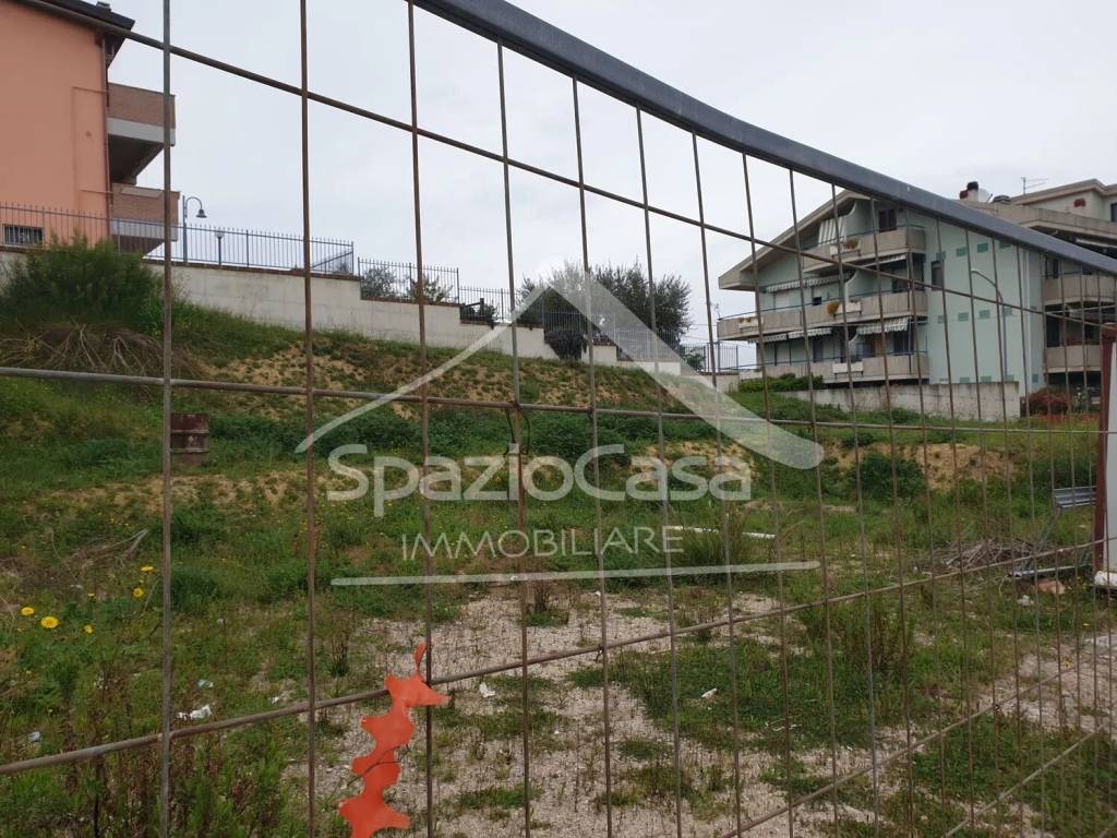 Terreno a Città sant'angelo in Via Crocifisso - Foto 5