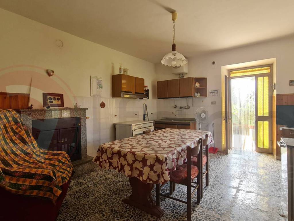 Casa indipendente a Roccasecca in Via Vesceto - Foto 2