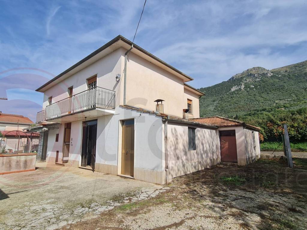 Casa indipendente a Roccasecca in Via Vesceto - Foto 4