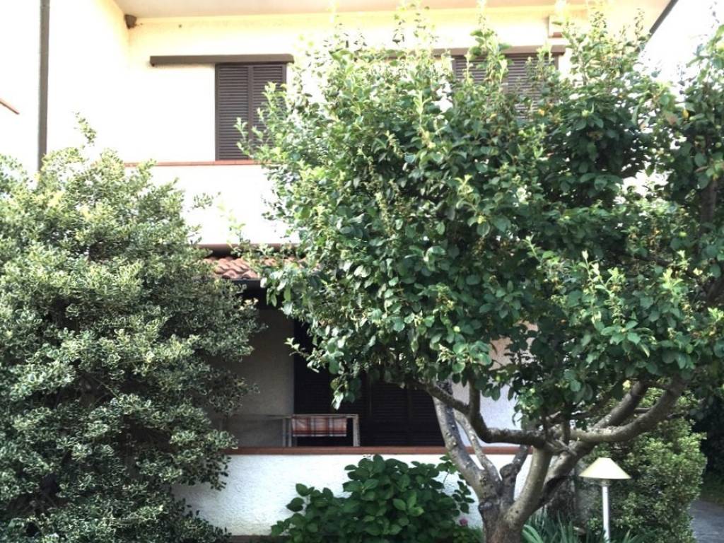 Villa a Pietrasanta in VIA BENGASI - Foto 2