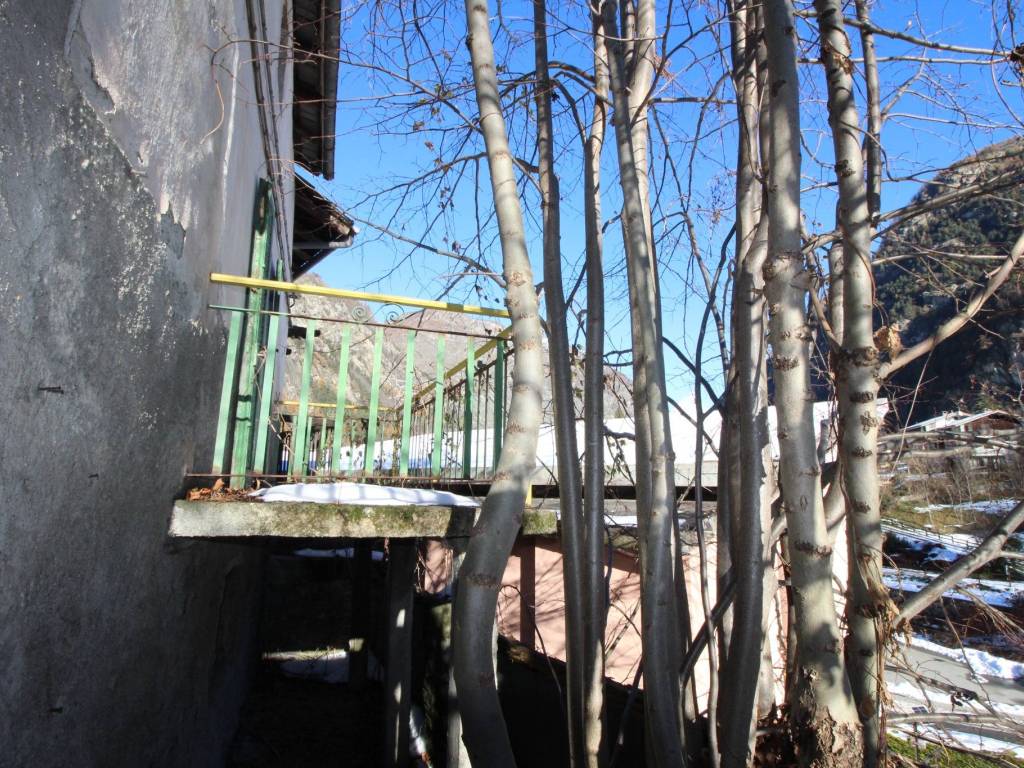 Rustico / casale a Antey-saint-andrè in Frazione Grand-Moulin - Foto 5