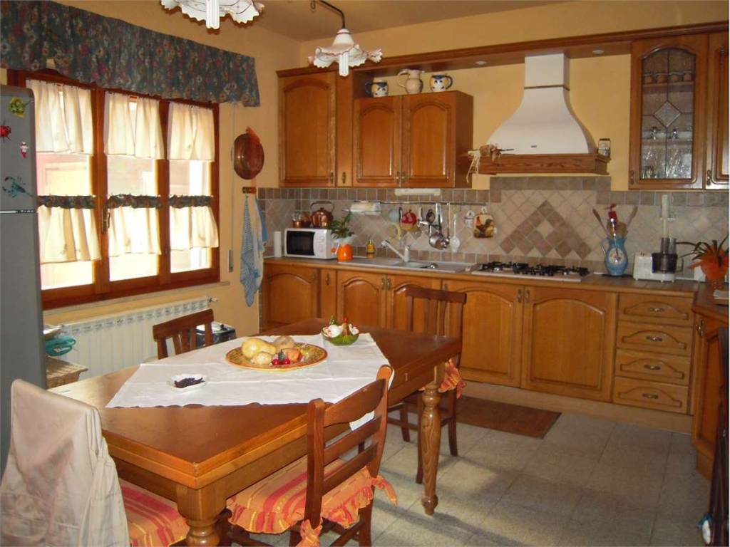 Casa indipendente a Ponte buggianese in ponte buggianese - Foto 2