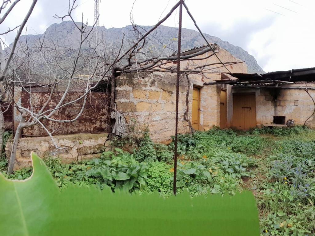 Terreno a Cinisi in Via San Domenico - Foto 2