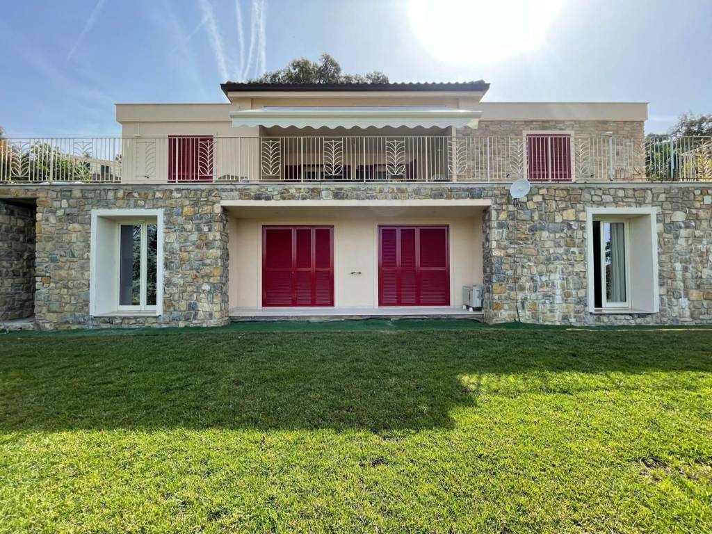 Villa a Bordighera in Via Generale Vincenzo Rossi - Foto 4