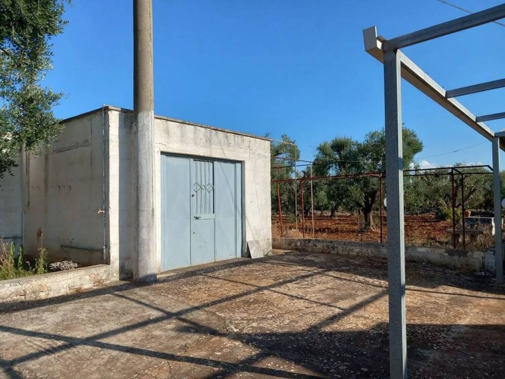 Rustico / casale a San michele salentino in Contrada Cotogni S.N.C. - Foto 5