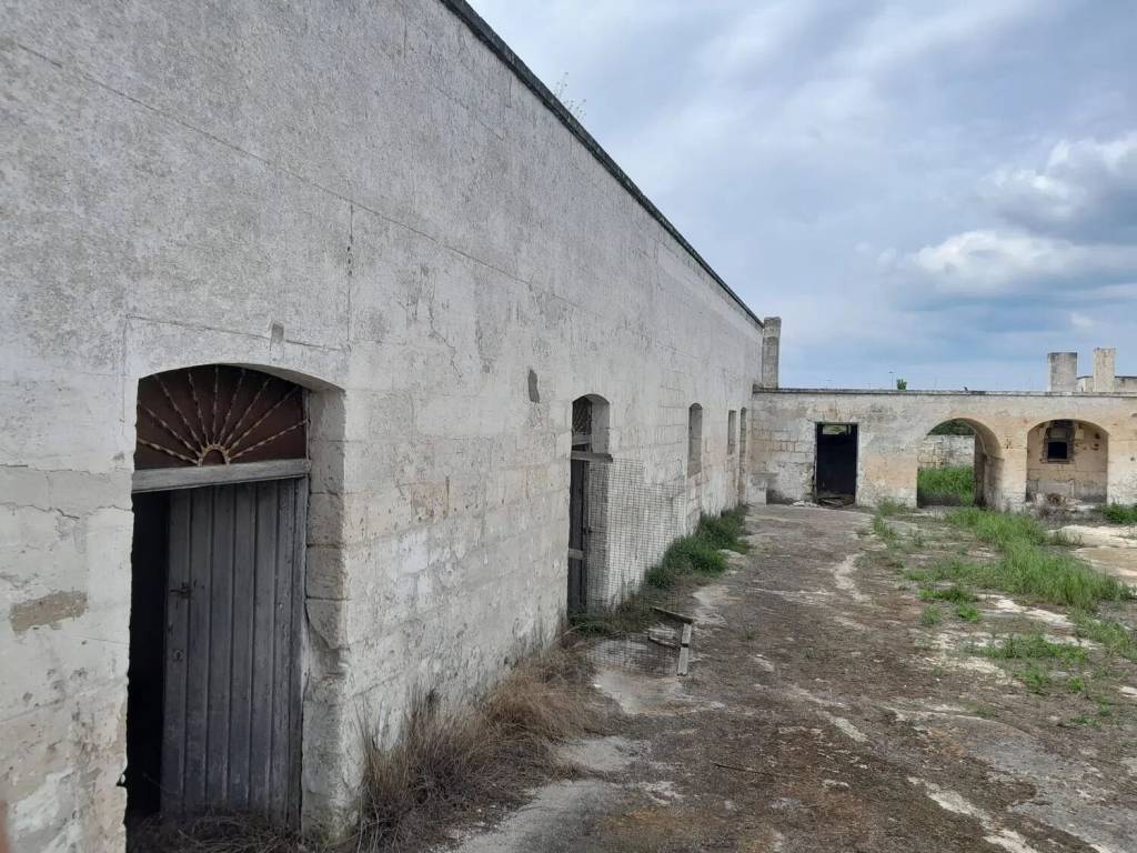 Rustico / casale a Carovigno in Contrada Caposenno S.N.C. - Foto 5