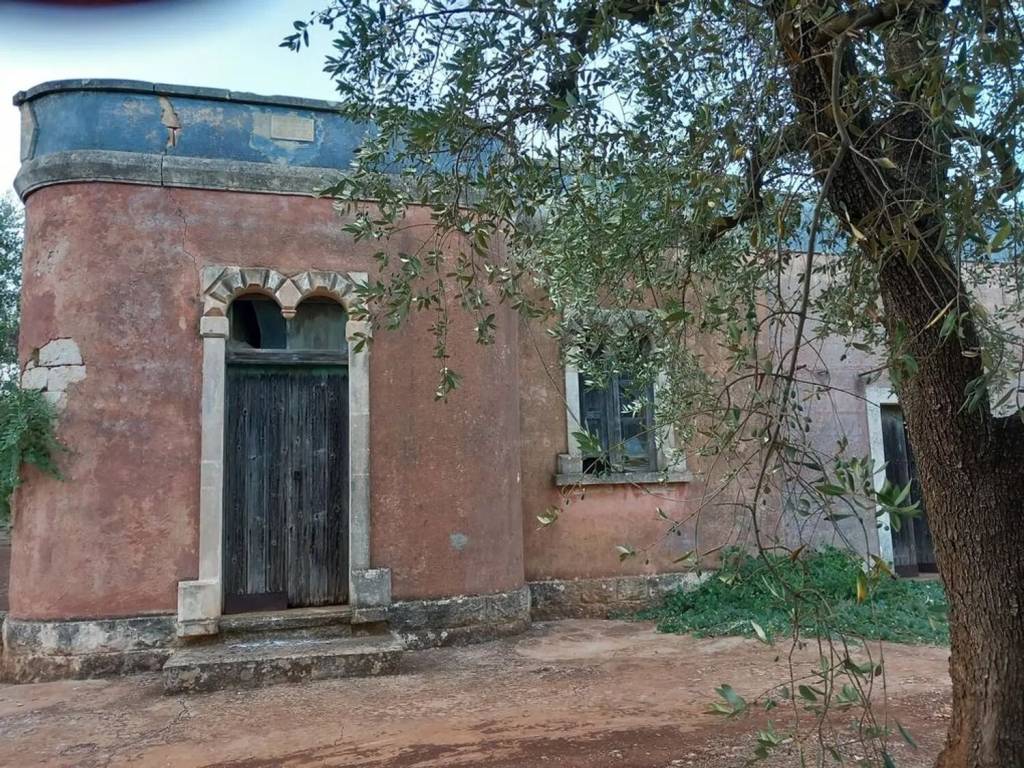 Rustico / casale a Ceglie messapica in Contrada Palagogna S.N.C. - Foto 3
