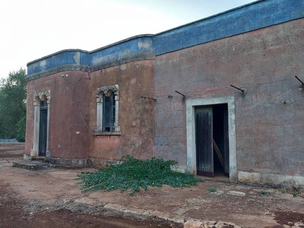 Rustico / casale a Ceglie messapica in Contrada Palagogna S.N.C. - Foto 5