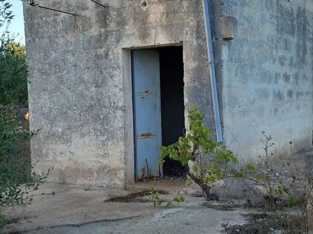 Rustico / casale a Carovigno in Contrada Deserto S.N.C. - Foto 2