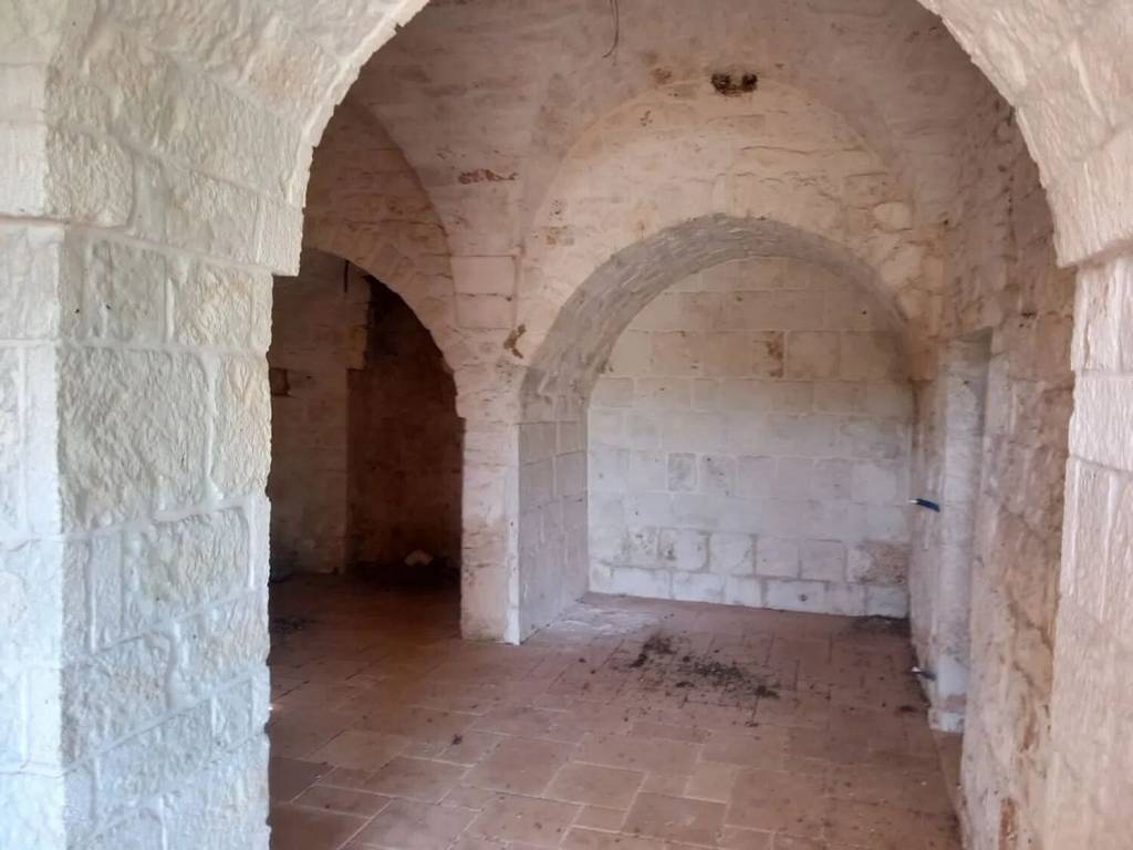 Rustico / casale a Ceglie messapica in Contrada Pisciacalze S.N.C. - Foto 5