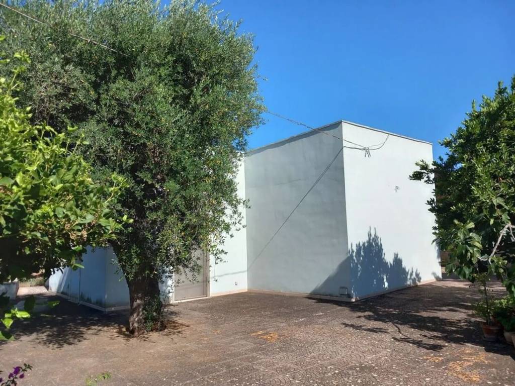 Villa a Francavilla fontana in Contrada Forleo Superiore S.N.C. - Foto 2