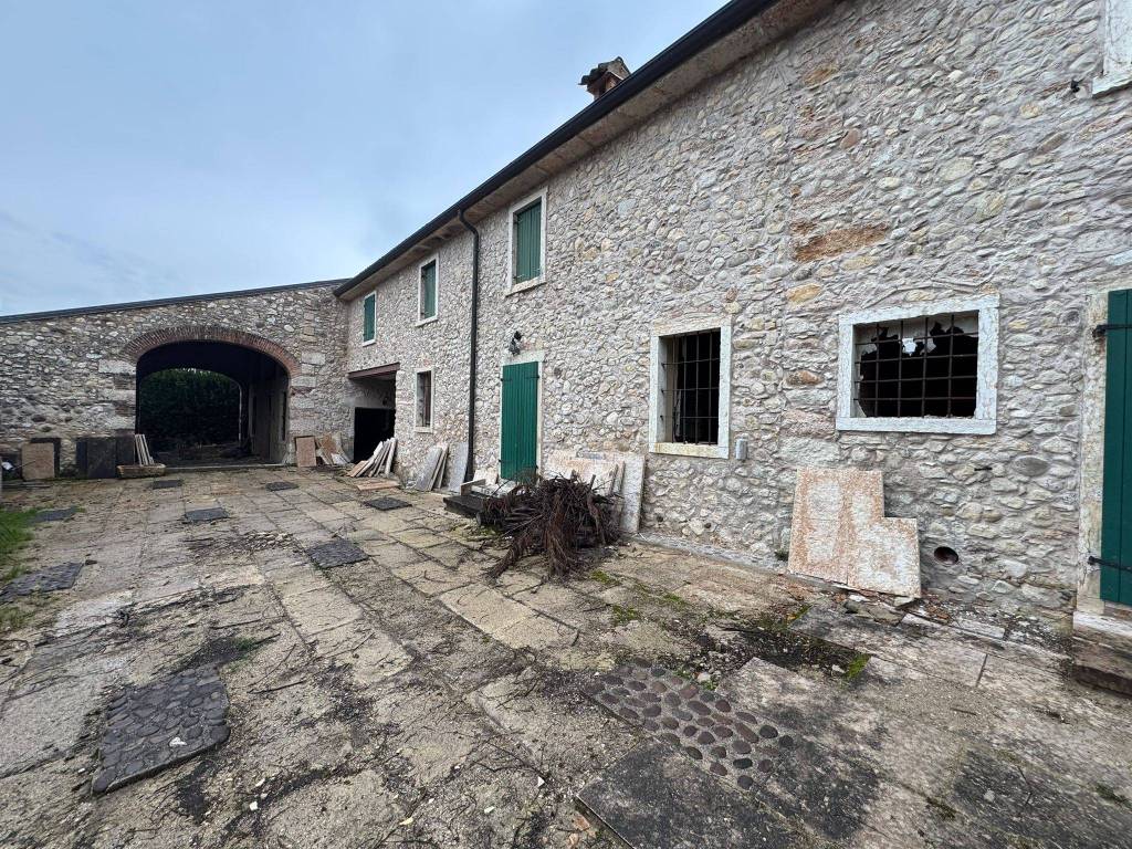 Rustico / casale a Caprino veronese - Foto 4