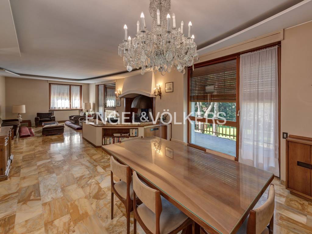 Villa a Bulciago in Via Papa Giovanni XXIII - Foto 2