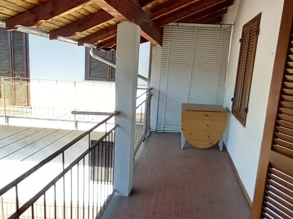 Appartamento a Borgosesia in Via Angelo Ottone, 68 - Foto 2