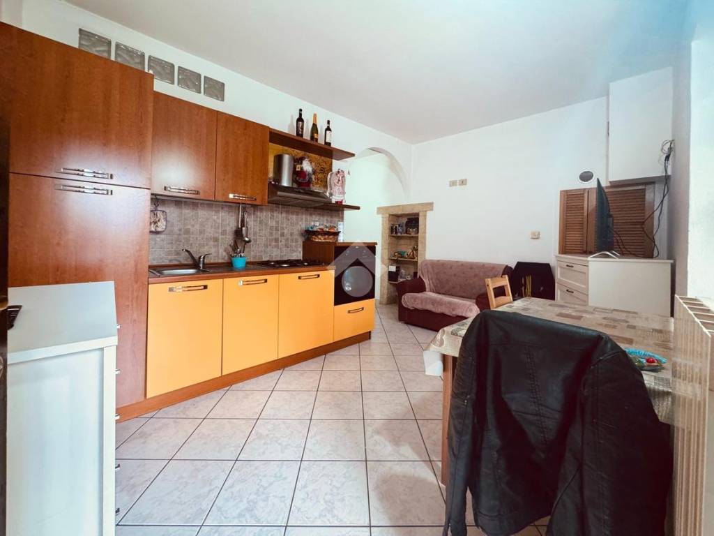 Appartamento a Casatenovo in Via Buttafava Carlo, 42 - Foto 3
