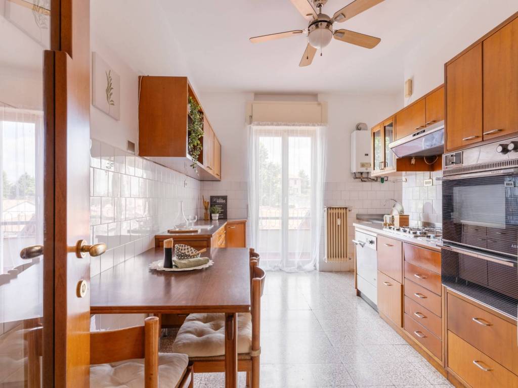 Appartamento a Como in Via Mirabello, 1 - Foto 4