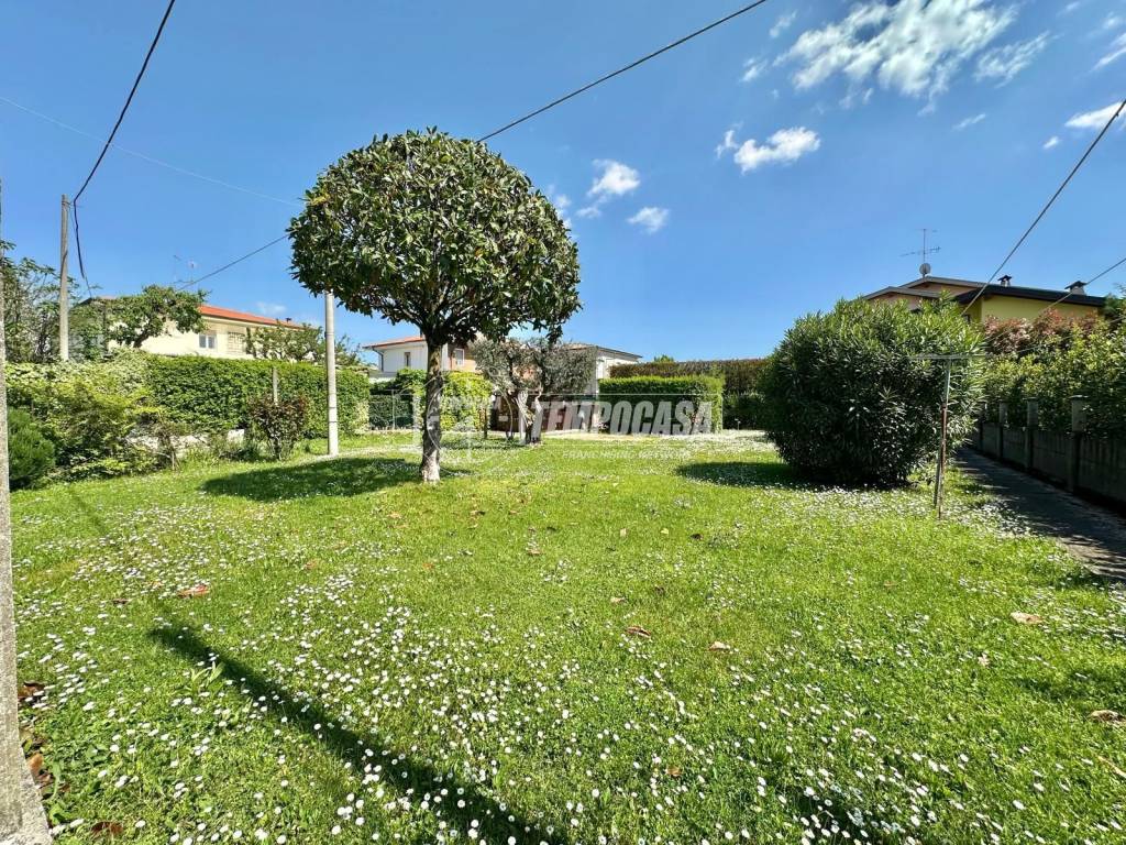 Villa a Peschiera del garda in Via Pastore - Foto 5