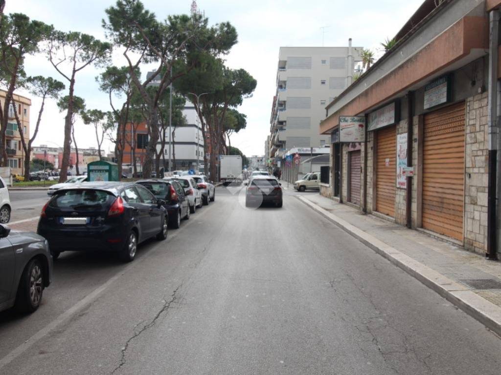 Box / garage a Brindisi in Via S. Giovanni Bosco, 107 - Foto 2