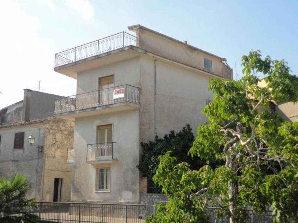 Villa a Castelnuovo parano in Via Campo - Foto 3