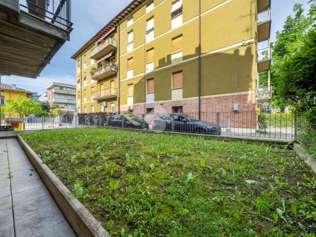 Appartamento a Reggio emilia in Via Digione - Foto 2