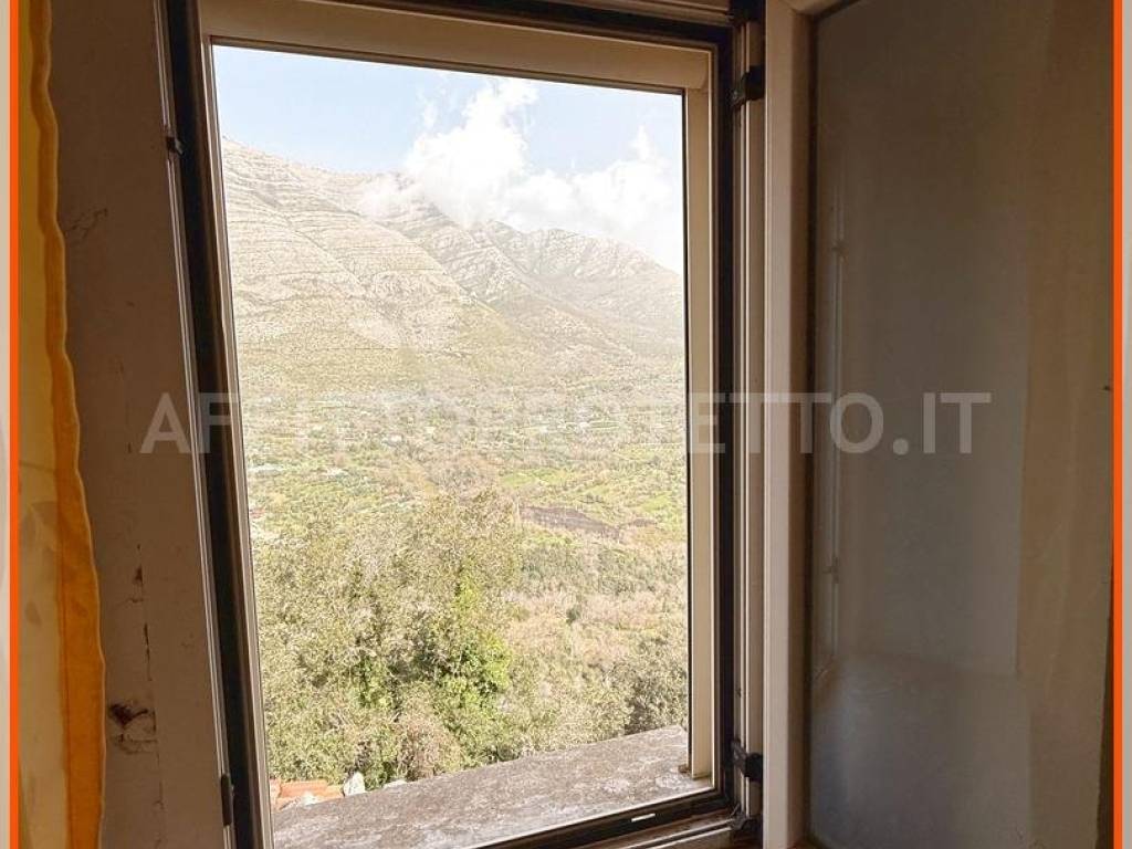 Appartamento a Formia in Via Capo la Terra - Foto 2