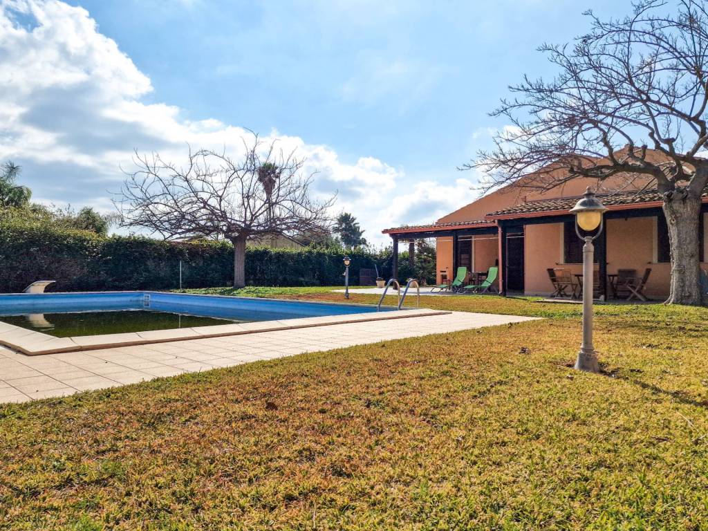 Villa a Scicli in Viale Enzo Ferrari - Foto 2