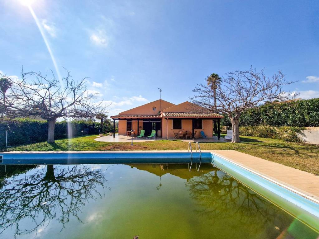 Villa a Scicli in Viale Enzo Ferrari - Foto 3