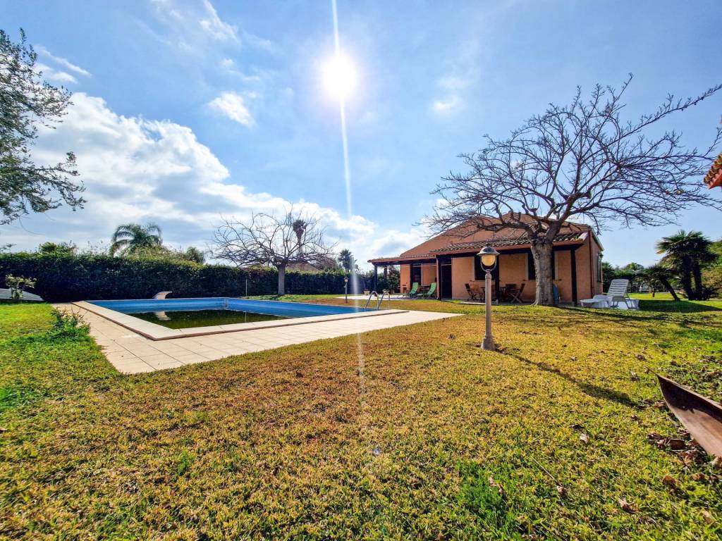 Villa a Scicli in Viale Enzo Ferrari - Foto 4