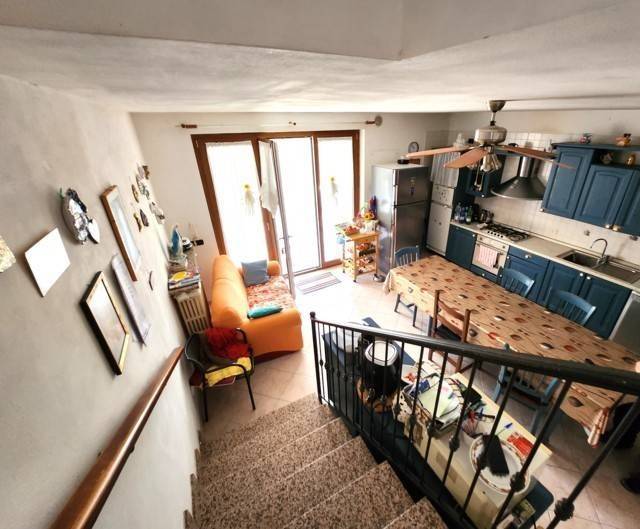 Casa indipendente a Borgo priolo in BORGO PRIOLO FRAZIONE OLESI, 34 - Foto 5