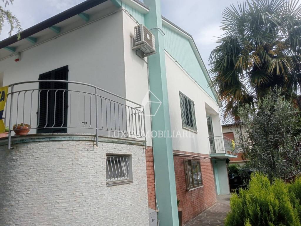 Villa a Lugo in Viale Dante Alighieri - Foto 2