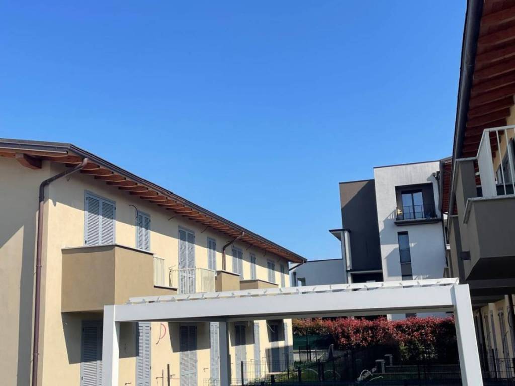 Villetta a schiera a Piacenza in Via Grazia Deledda - Foto 2