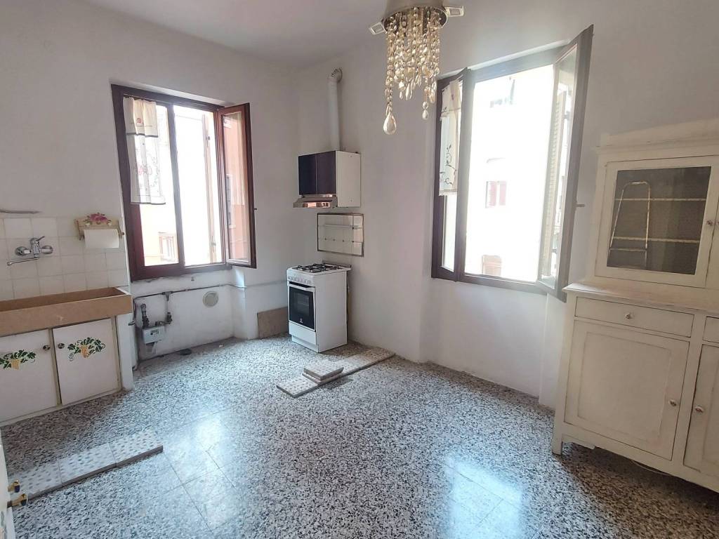 Appartamento a Verona in Via Filippo Rosa Morando - Foto 1
