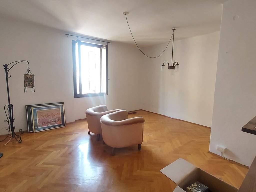 Appartamento a Verona in Via Filippo Rosa Morando - Foto 4