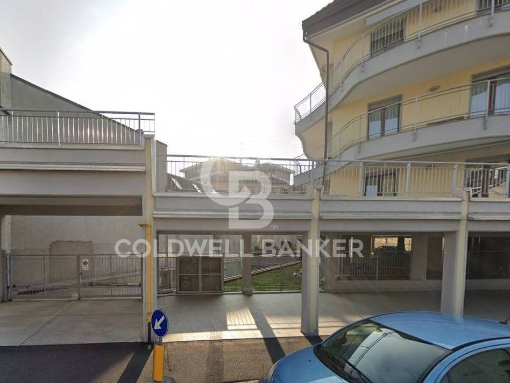 Box / garage a Busto arsizio in VIA MARSALA, 31 - Foto 2